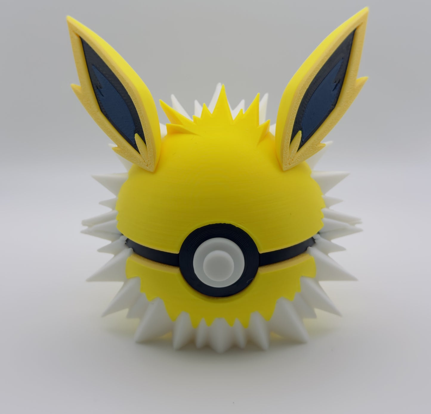 Jolteon-Inspired 3D Printed  Monster Ball