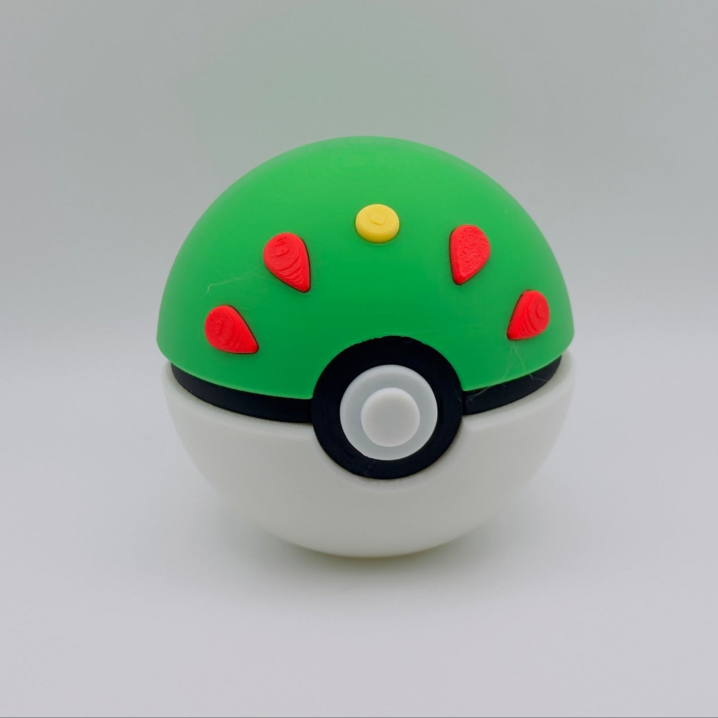 Friend Ball – 3D Printed Poké Ball